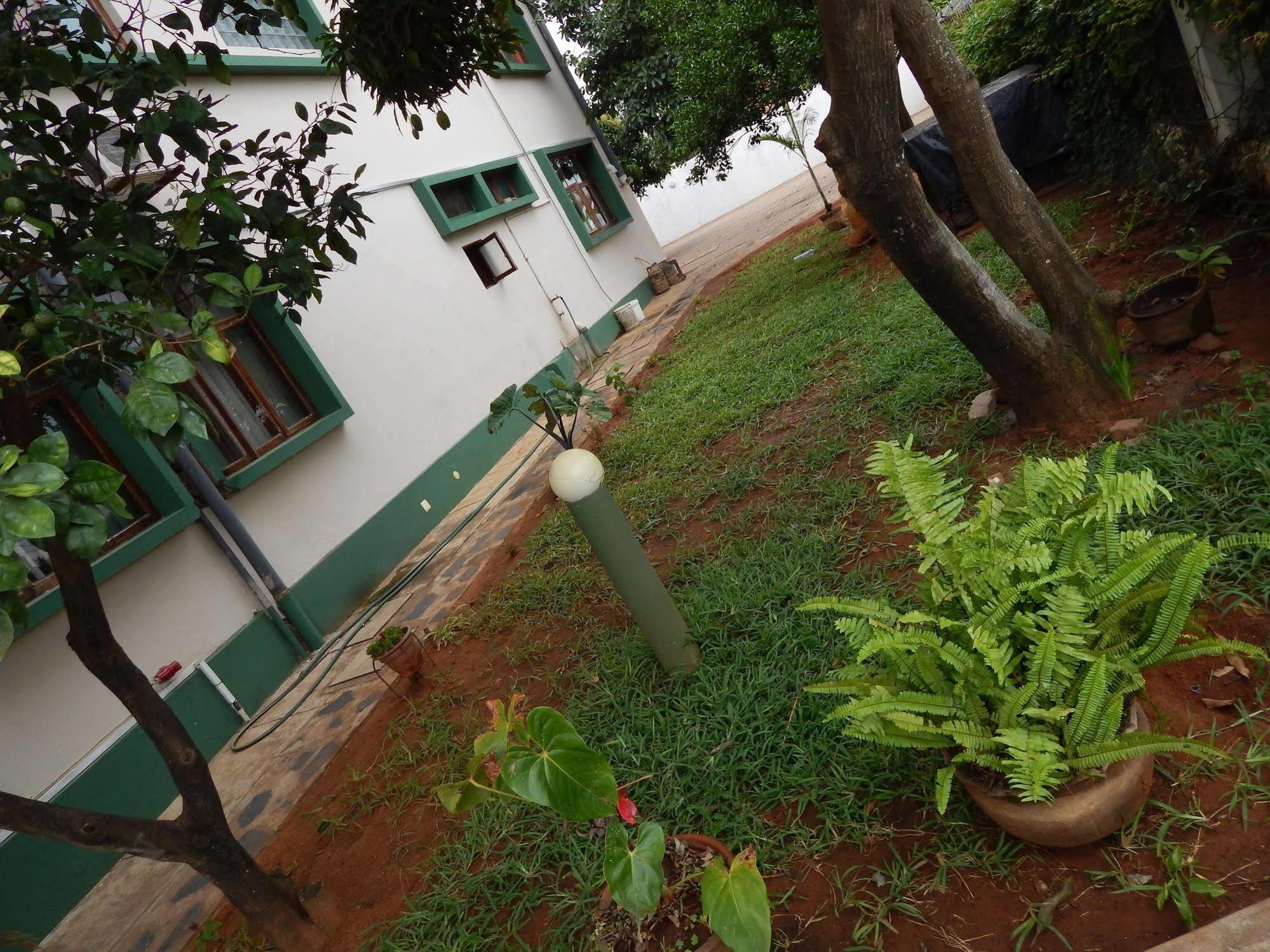 Marumadi Planeta Mocambique S. Vincente de Paulo Exteriör bild